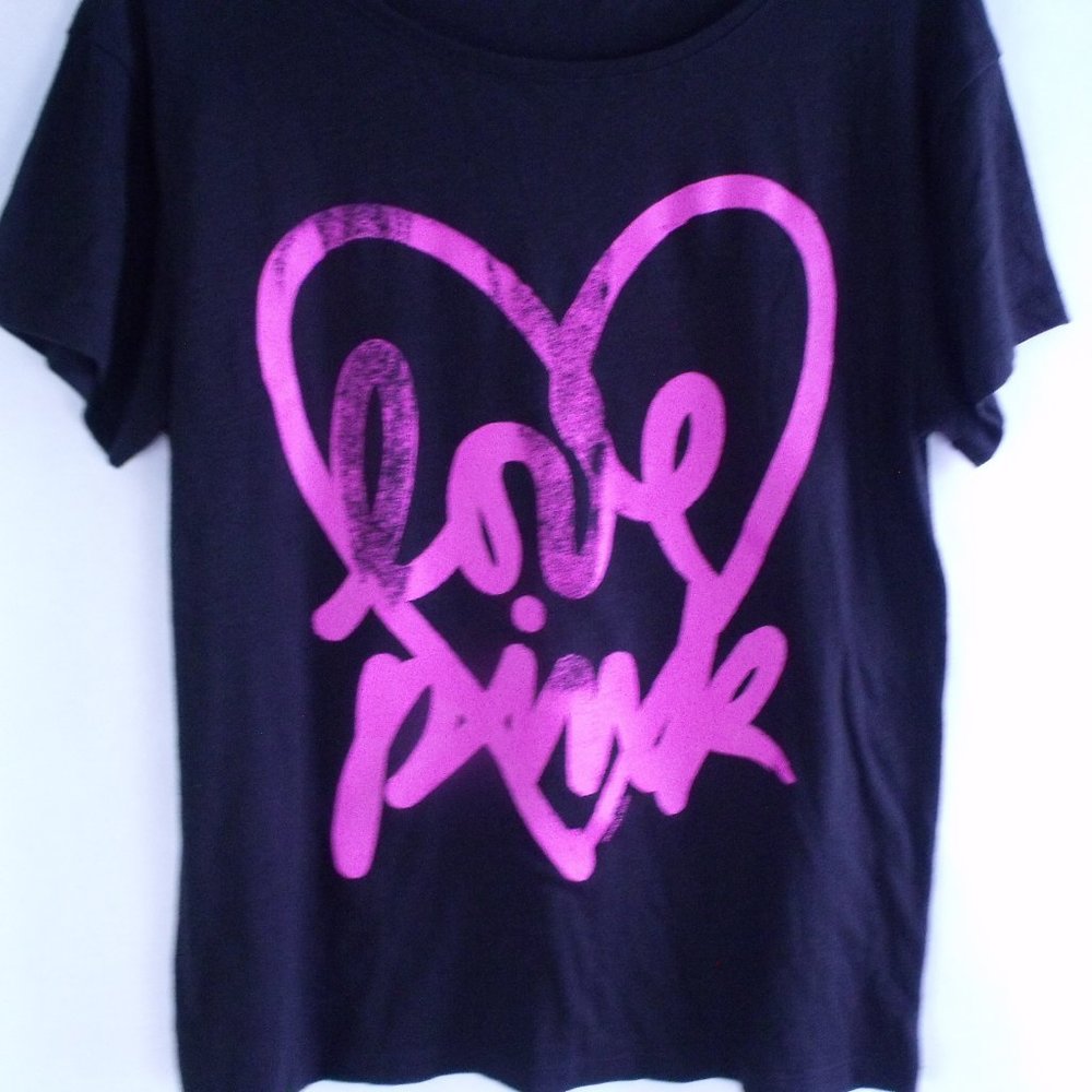 VS PINK Love Pink T-Shirt Small - Picture 2 of 4